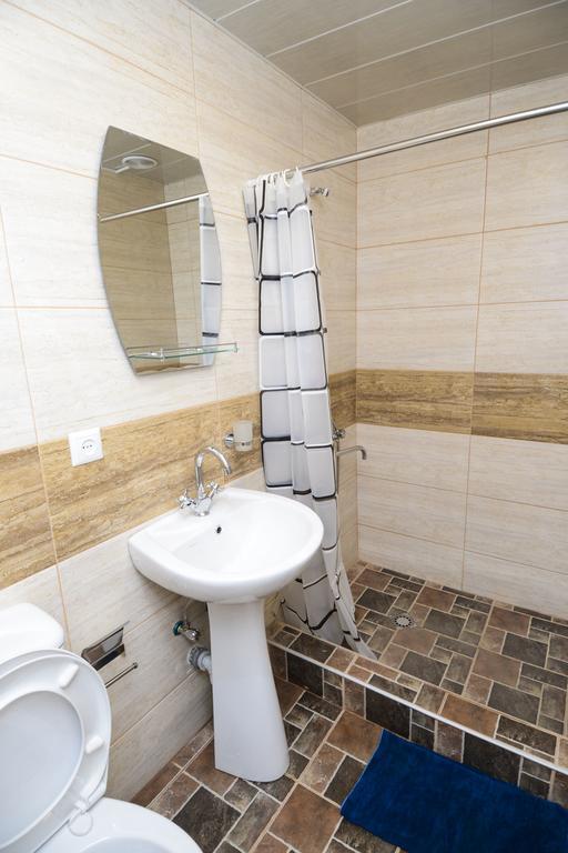 Solo Room Apartment Tbiliszi Kültér fotó